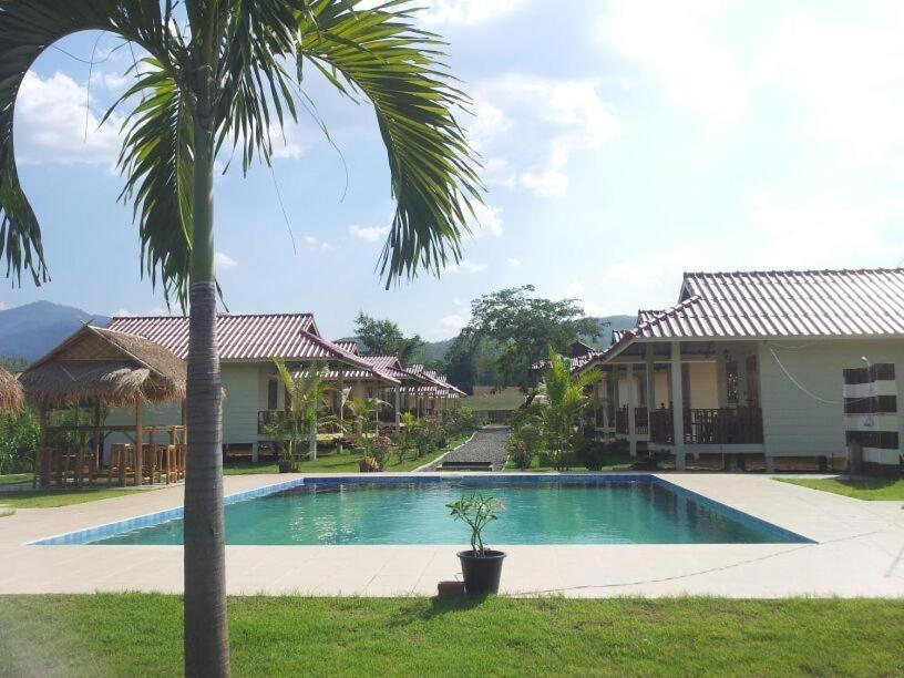 Smile Resort Mae Rim Luaran gambar