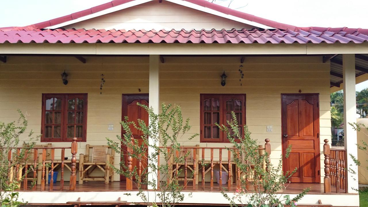 Smile Resort Mae Rim Luaran gambar
