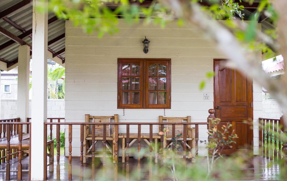 Smile Resort Mae Rim Luaran gambar