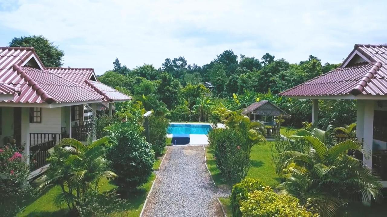 Smile Resort Mae Rim Luaran gambar